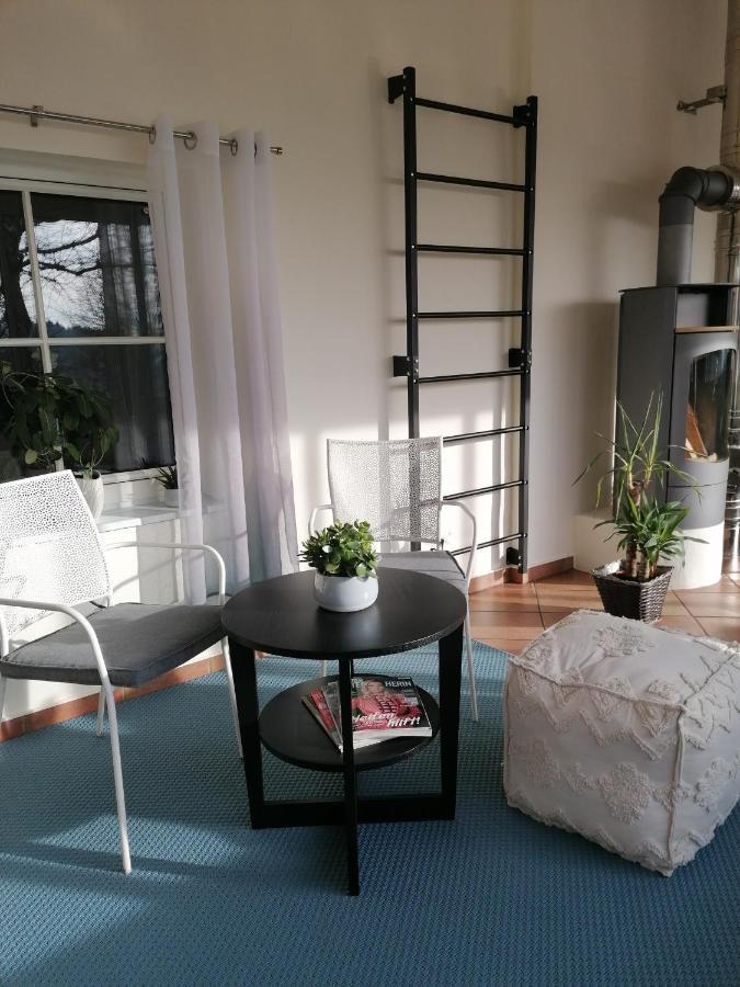 Ferienwohnung Schuhmann Mit Wintergarten Und Garten Therme Aquapulco Und Ikuna Erlebnispark, Zoo Schmiding 20 Min Mit Auto Entfernt Ab 3 Naechte Buchbar Hinzenbach Exterior foto